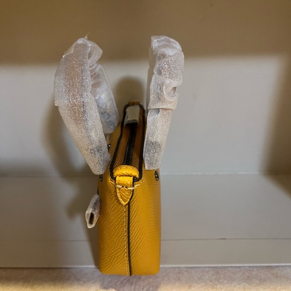 coach mini tote bag charm - Picture 2 of 6